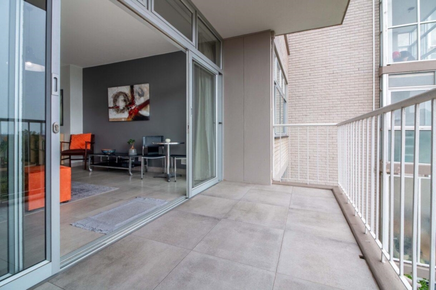 1 Bedroom Property for Sale in Green Point Western Cape